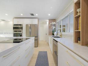 1810 SW 6th Ave, Pompano Beach FL 33060