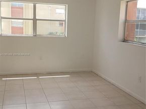 3610 NW 21st St 313, Lauderdale Lakes FL 33311
