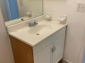 810 SW 73rd Ave 9, North Lauderdale FL 33068