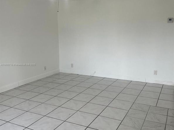 810 SW 73rd Ave 9, North Lauderdale FL 33068