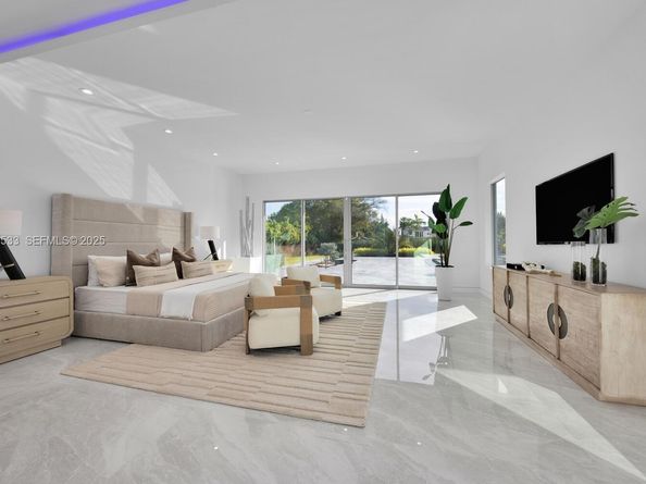 9790 SW 62nd St, Miami FL 33173