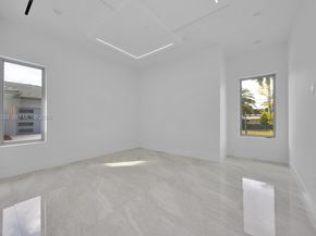 9790 SW 62nd St, Miami FL 33173