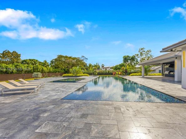 9790 SW 62nd St, Miami FL 33173