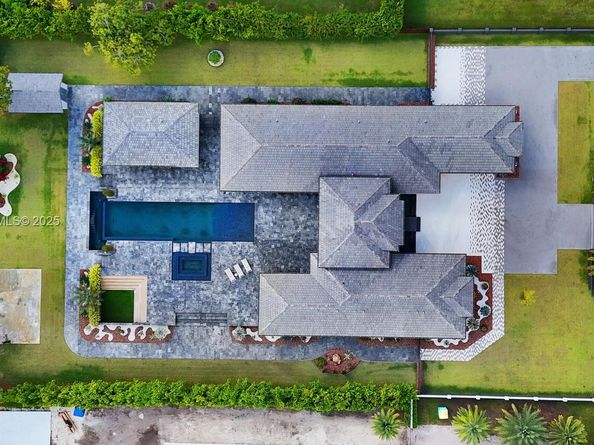 9790 SW 62nd St, Miami FL 33173