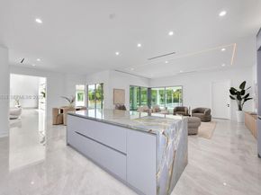 9790 SW 62nd St, Miami FL 33173