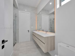 9790 SW 62nd St, Miami FL 33173