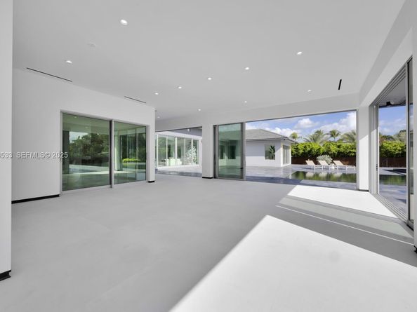 9790 SW 62nd St, Miami FL 33173