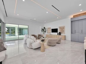 9790 SW 62nd St, Miami FL 33173