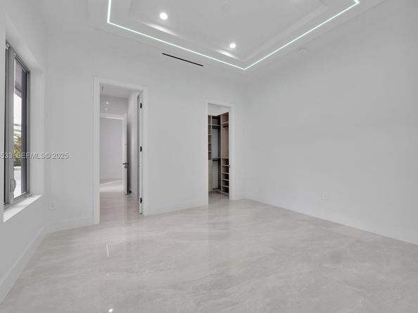 9790 SW 62nd St, Miami FL 33173