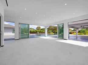 9790 SW 62nd St, Miami FL 33173