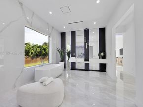 9790 SW 62nd St, Miami FL 33173