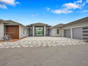 9790 SW 62nd St, Miami FL 33173