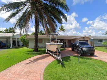 8230 NW 15th St