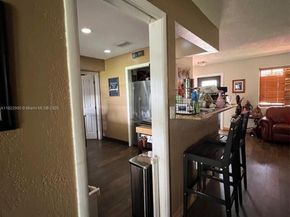 8230 NW 15th St, Pembroke Pines FL 33024