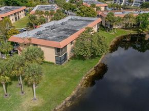 182 Lakeview Dr 204, Weston FL 33326