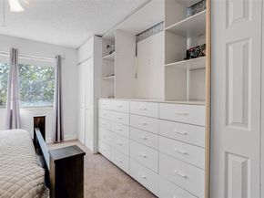 182 Lakeview Dr 204, Weston FL 33326