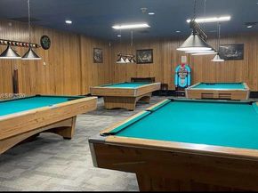 182 Lakeview Dr 204, Weston FL 33326