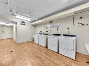 3800 Hillcrest Dr 411, Hollywood FL 33021