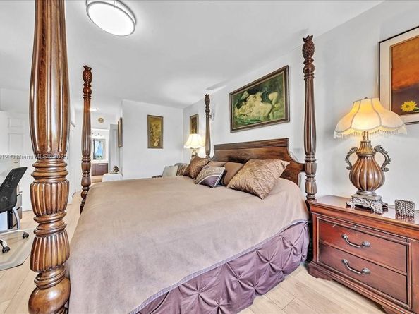 3800 Hillcrest Dr 411, Hollywood FL 33021