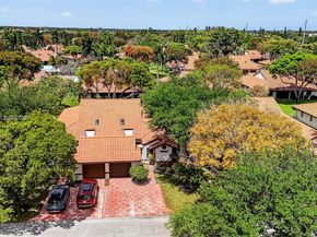 6141 SE Sunny Pointe Cir, Delray Beach FL 33484