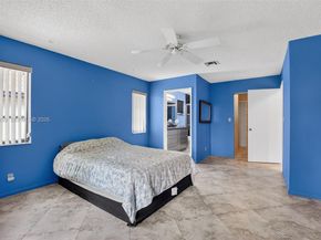6141 SE Sunny Pointe Cir, Delray Beach FL 33484