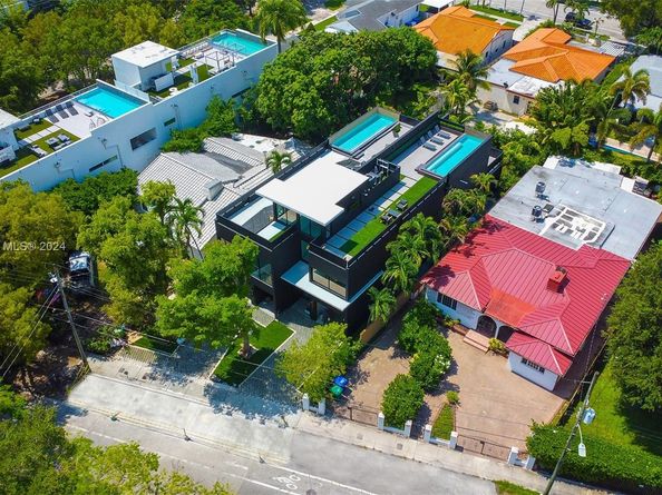 420 SW 15th Rd, Miami FL 33129
