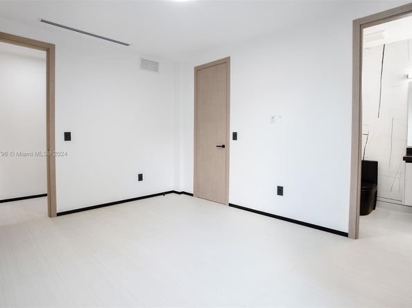 420 SW 15th Rd, Miami FL 33129