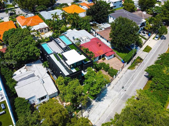 420 SW 15th Rd, Miami FL 33129