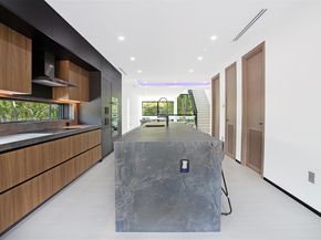 420 SW 15th Rd, Miami FL 33129