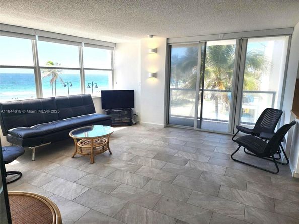 209 N Fort Lauderdale Beach Blvd 2E, Fort Lauderdale FL 33304