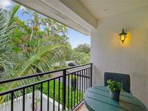 6345 Maynada St, Coral Gables FL 33146