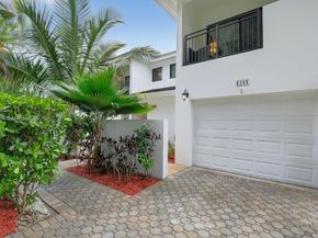 6345 Maynada St, Coral Gables FL 33146