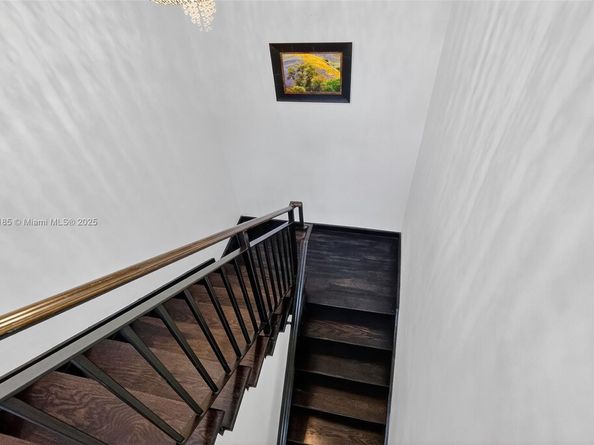 6345 Maynada St, Coral Gables FL 33146