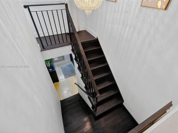 6345 Maynada St, Coral Gables FL 33146