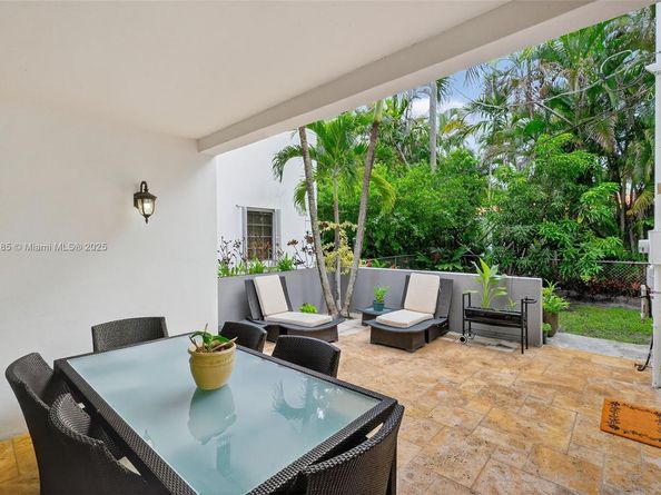 6345 Maynada St, Coral Gables FL 33146