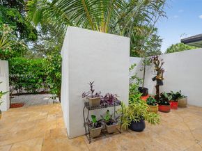 6345 Maynada St, Coral Gables FL 33146