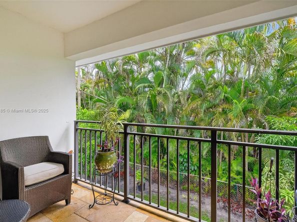 6345 Maynada St, Coral Gables FL 33146