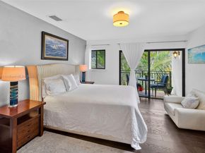 6345 Maynada St, Coral Gables FL 33146
