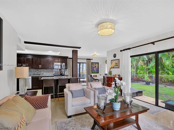6345 Maynada St, Coral Gables FL 33146