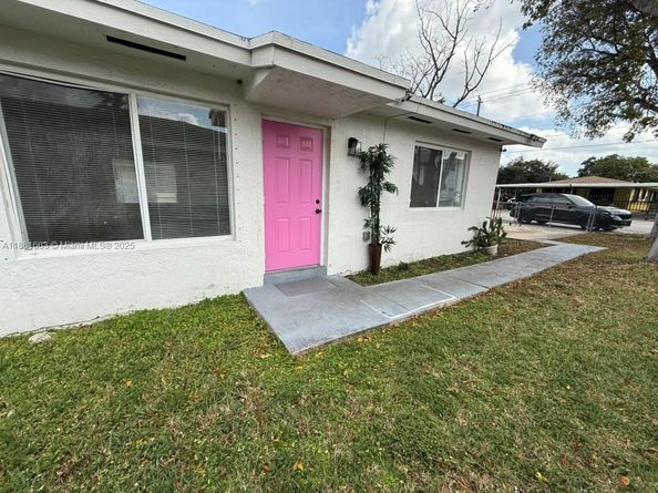 2155 NW 64th St, Miami FL 33147