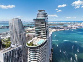 300 Biscayne Boulevard Way 4507W, Miami FL 33131