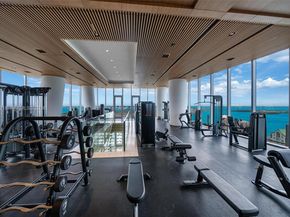 300 Biscayne Boulevard Way 4507W, Miami FL 33131