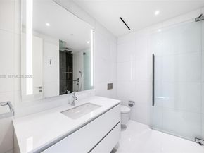 300 Biscayne Boulevard Way 4507W, Miami FL 33131