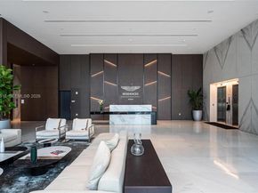 300 Biscayne Boulevard Way 4507W, Miami FL 33131