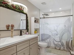 8615 Bridle Path Ct, Davie FL 33328