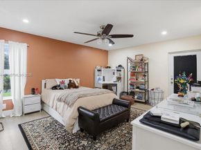 8615 Bridle Path Ct, Davie FL 33328