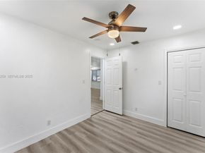 671 NW 23rd Ter, Pompano Beach FL 33069