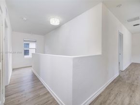 624 NE 5th St, Florida City FL 33034