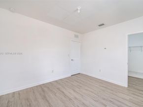 624 NE 5th St, Florida City FL 33034