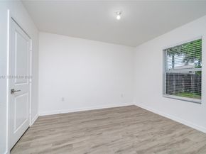 624 NE 5th St, Florida City FL 33034